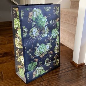 Gucci Paper Bag Only!